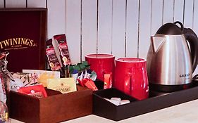 Browns Suites And Cottages